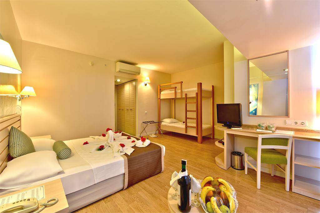 Thalia Beach Resort 4*