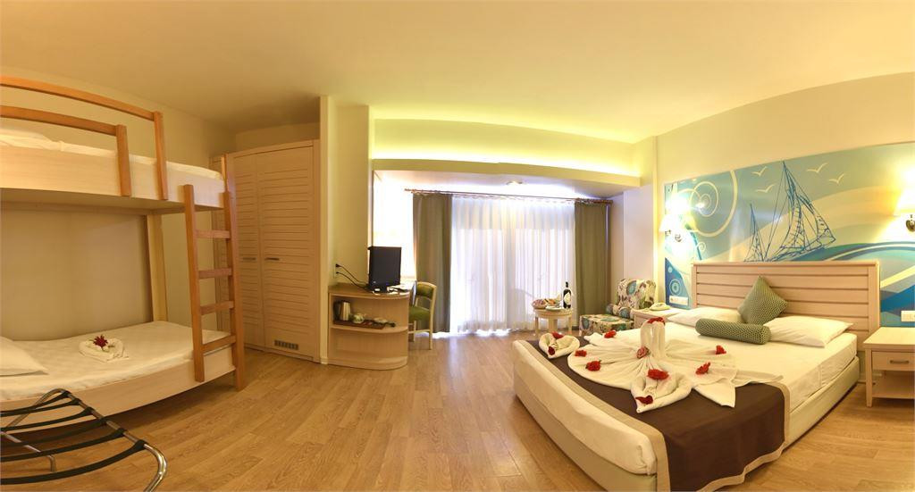 Thalia Beach Resort 4*