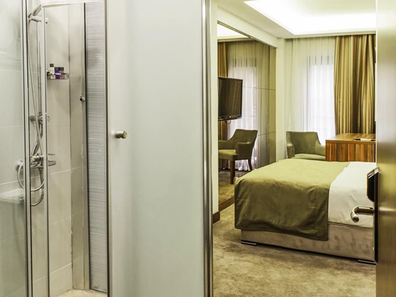 The 22 Hotel 3*