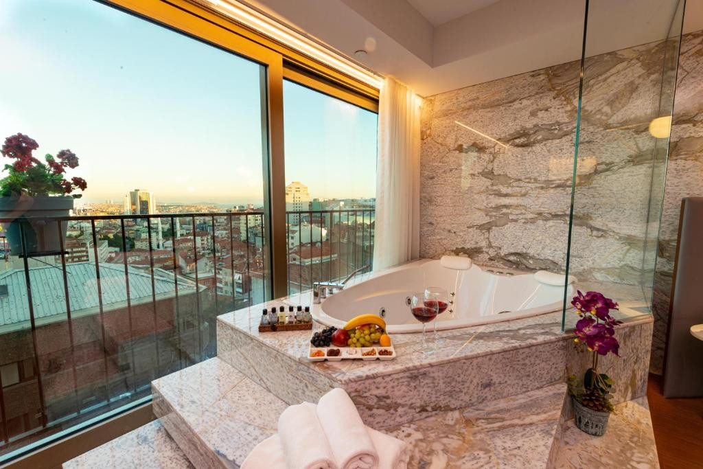 The Craton Hotel 5*