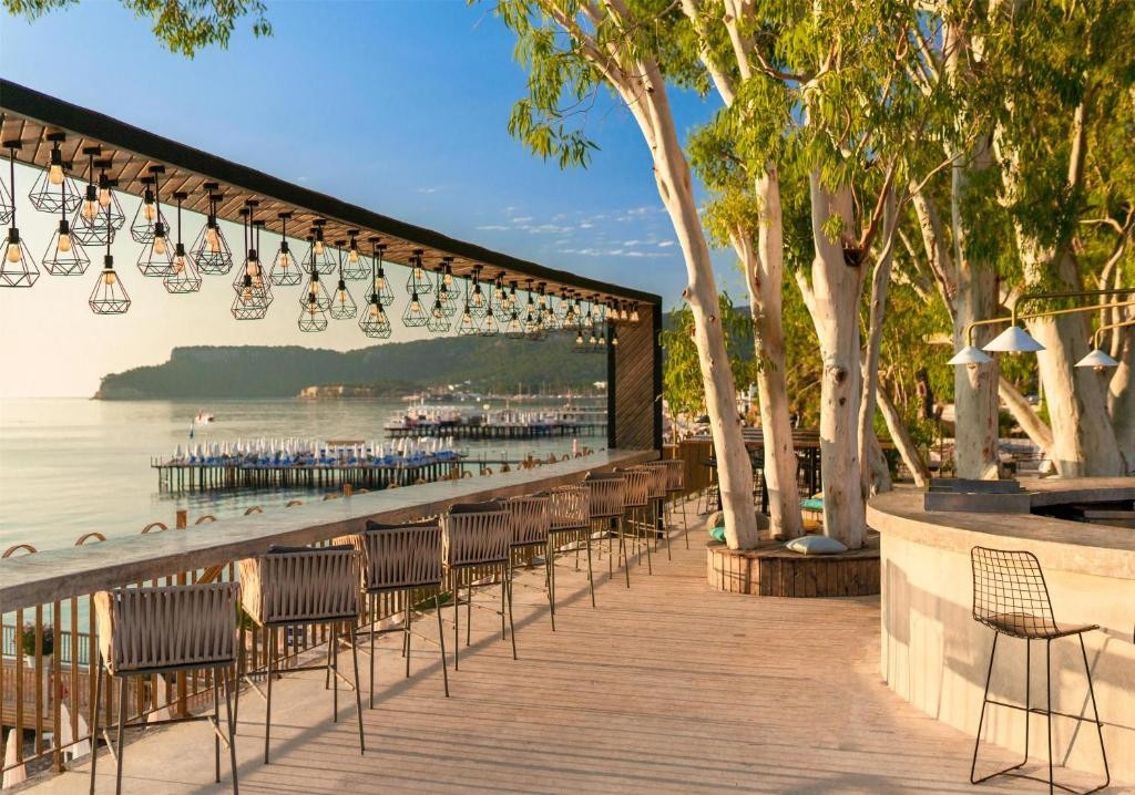 Doubletree By Hilton Antalya Kemer 5*