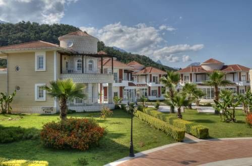 Tropicano Family Villas 2*