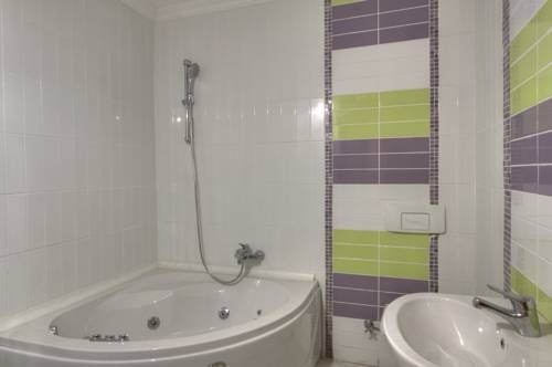 Tropicano Family Villas 2*