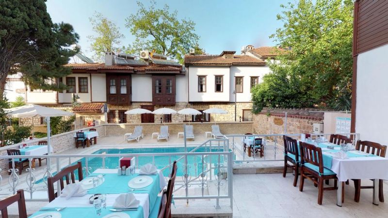 Urcu Hotel 3*