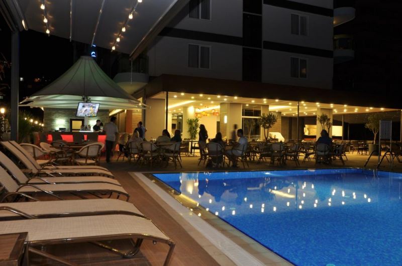 Vega Green Apart 3*
