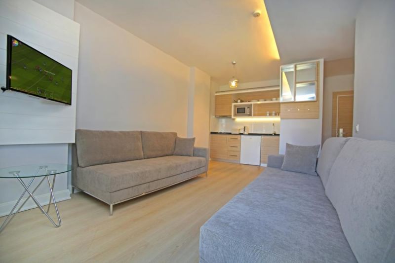 Vega Green Apart 3*