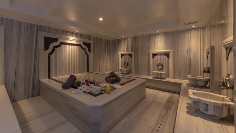 Vision Deluxe Hotel 4*