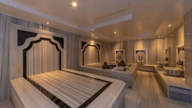 Vision Deluxe Hotel 4*