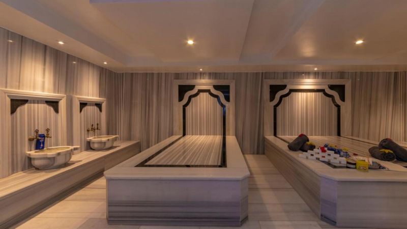 Vision Deluxe Hotel 4*