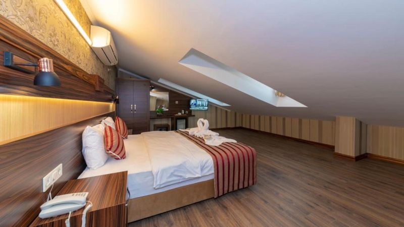 Vision Deluxe Hotel 4*