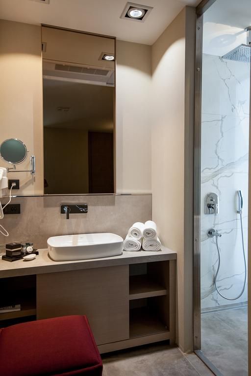 Vista Boutique Hotel 5*