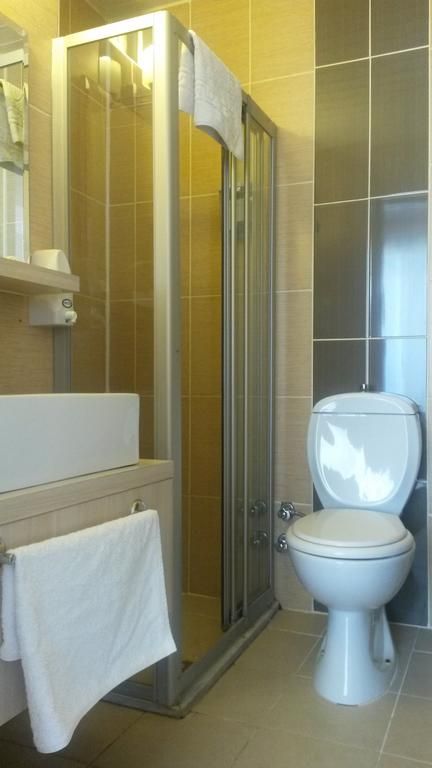 Winecity Hotel 3*