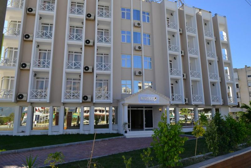Winecity Hotel 3*