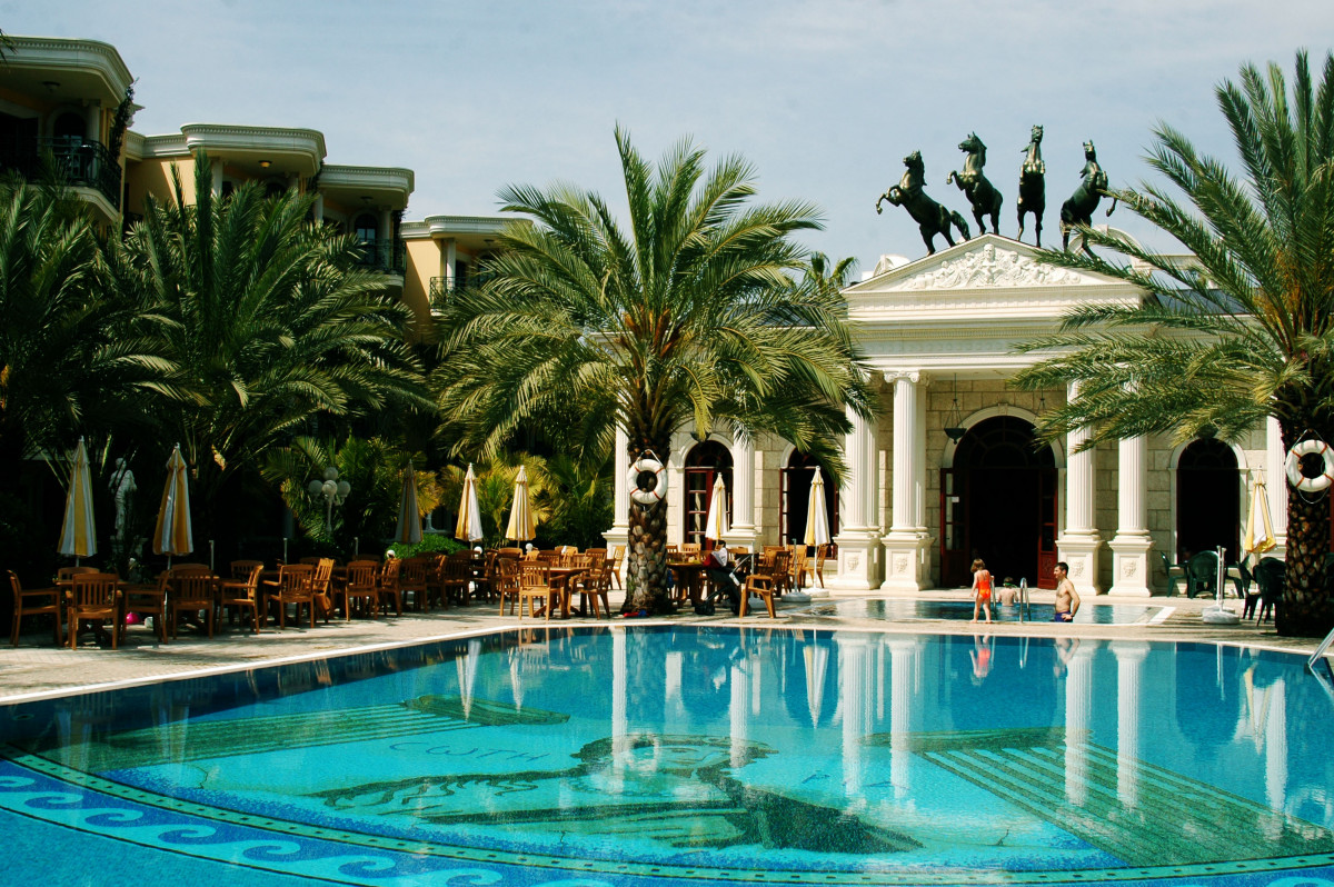 Yetkin 4*