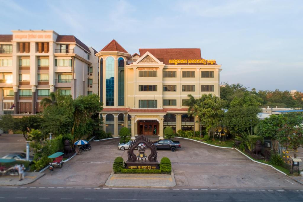 Monoreach Angkor 4*