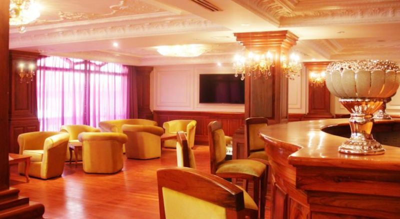 Regency Angkor 4*