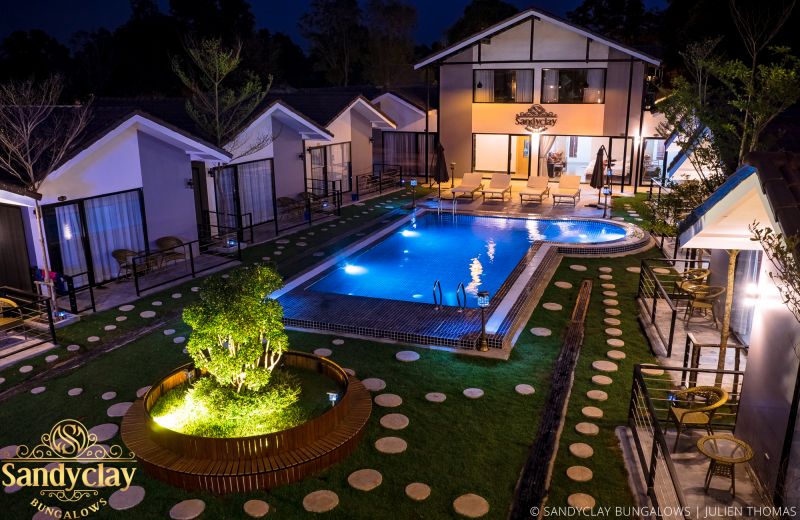 Sandy Clay Bungalows 3*