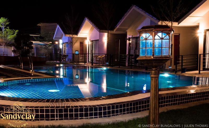 Sandy Clay Bungalows 3*