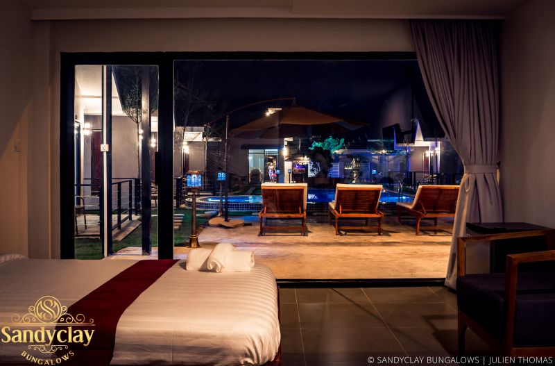 Sandy Clay Bungalows 3*