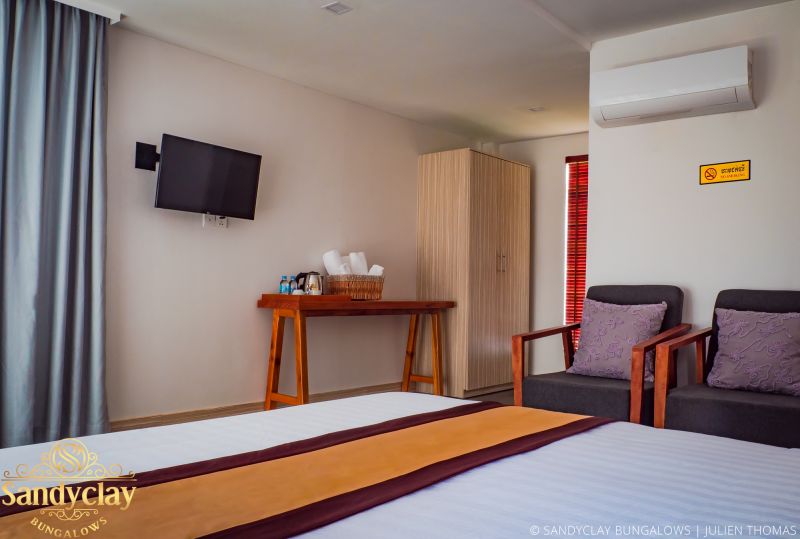 Sandy Clay Bungalows 3*