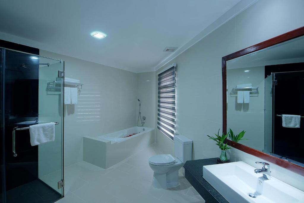 Starry Angkor 4*