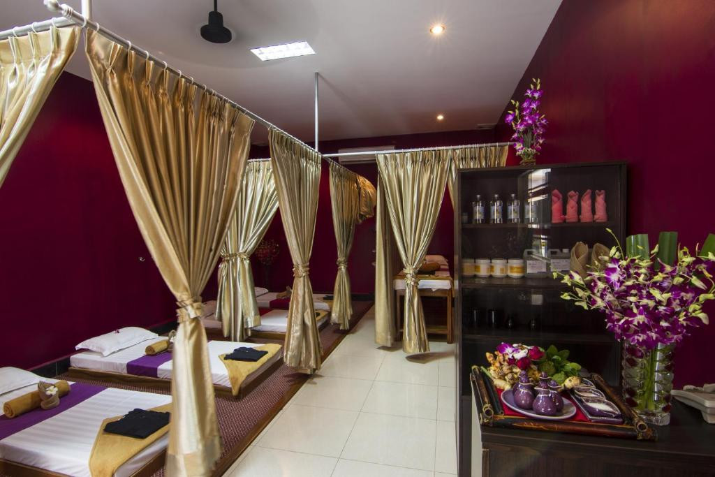 Starry Angkor 4*