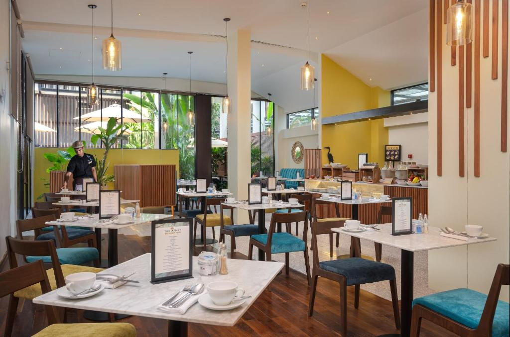 The Aviary Hotel 4*