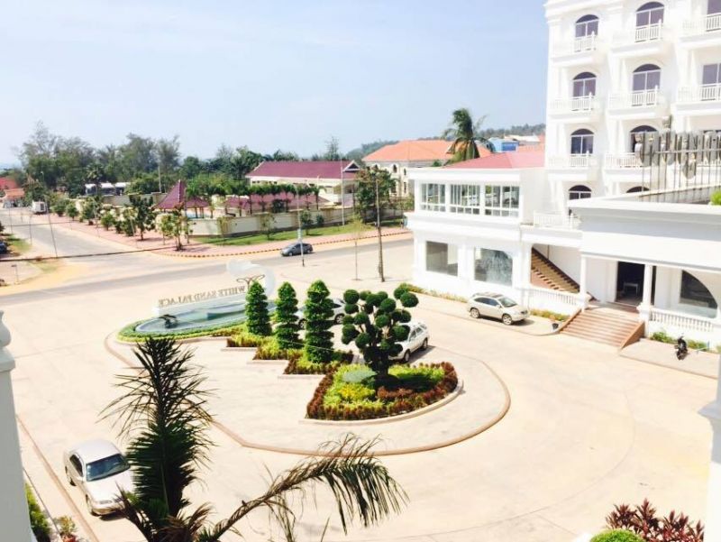 White Sand Palace 4*