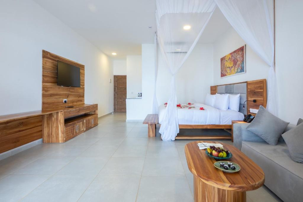 Royal Mandarin Hotel & Resort (Ex. Coral Reef Resort) 5*