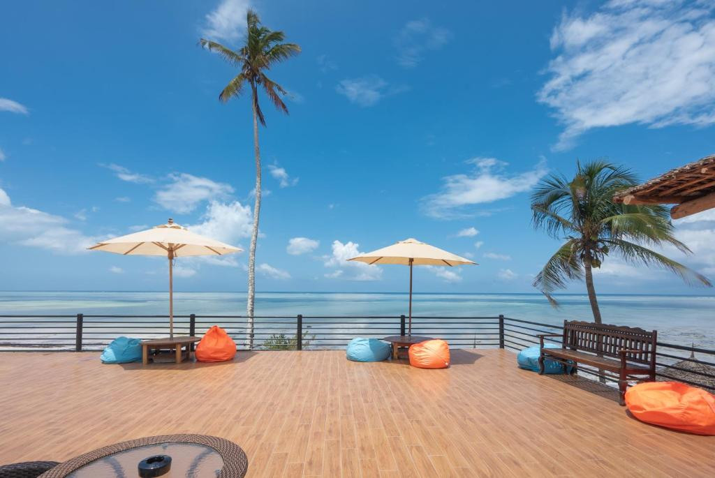 Royal Mandarin Hotel & Resort (Ex. Coral Reef Resort) 5*