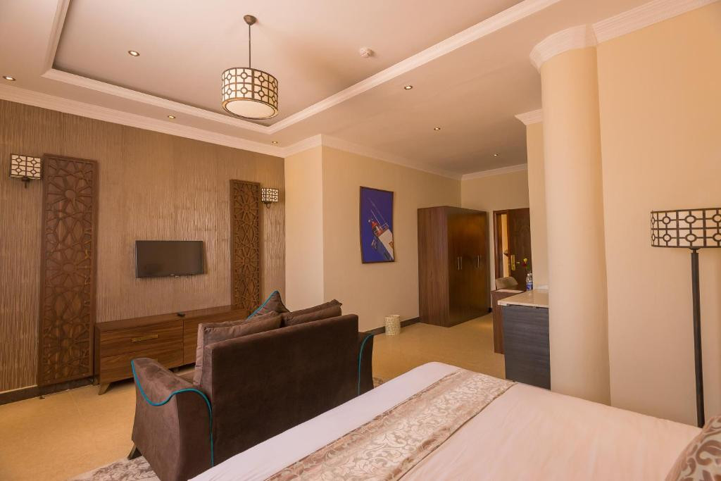 Golden Tulip Zanzibar Resort 4*
