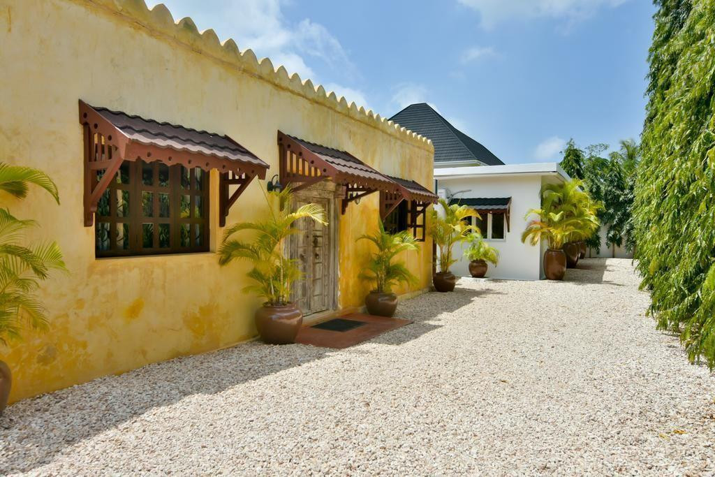 Kidoti Villas 4*