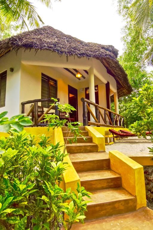 Mangrove Lodge 3*