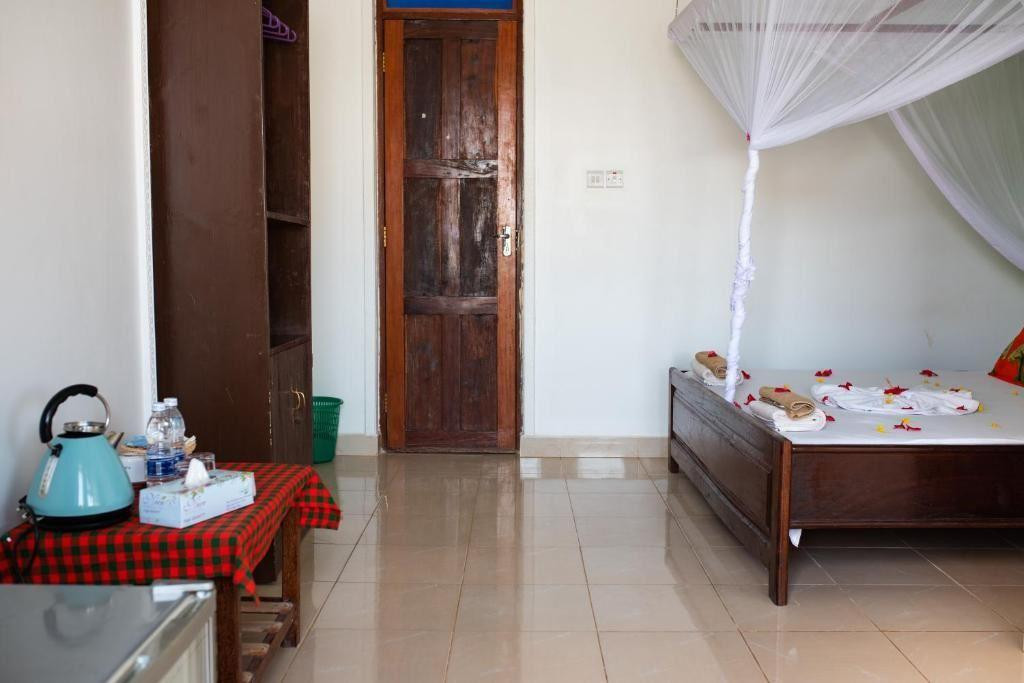 Mocco Beach Villa 3*