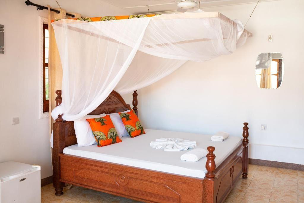 Mocco Beach Villa 3*