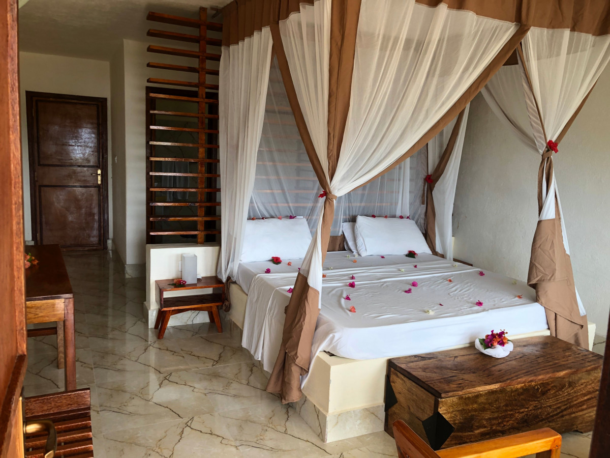 Palumbo Waves 4*