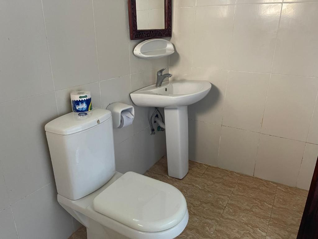 Visitors Inn Hotel 3*