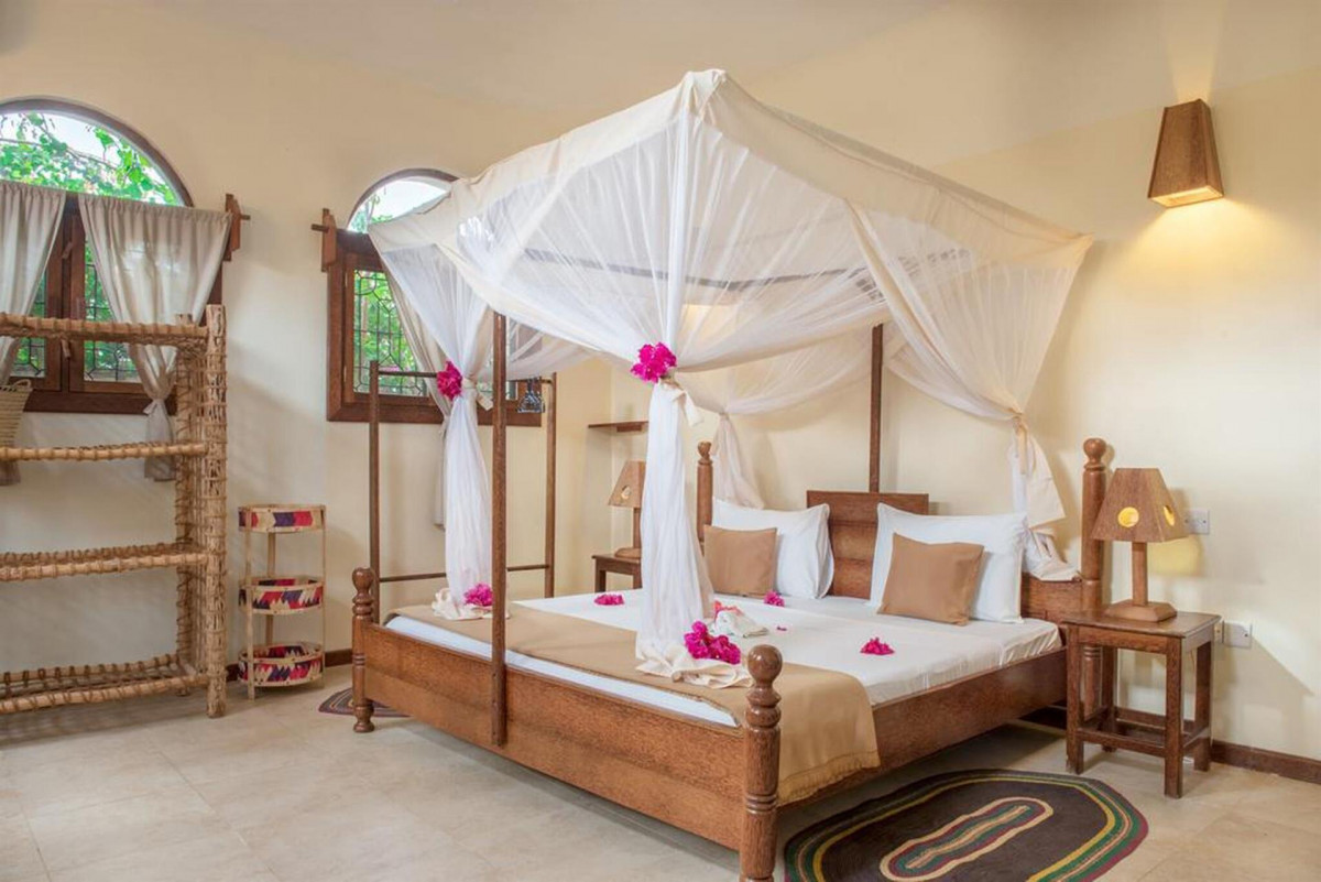 Zan View Hotel 3*