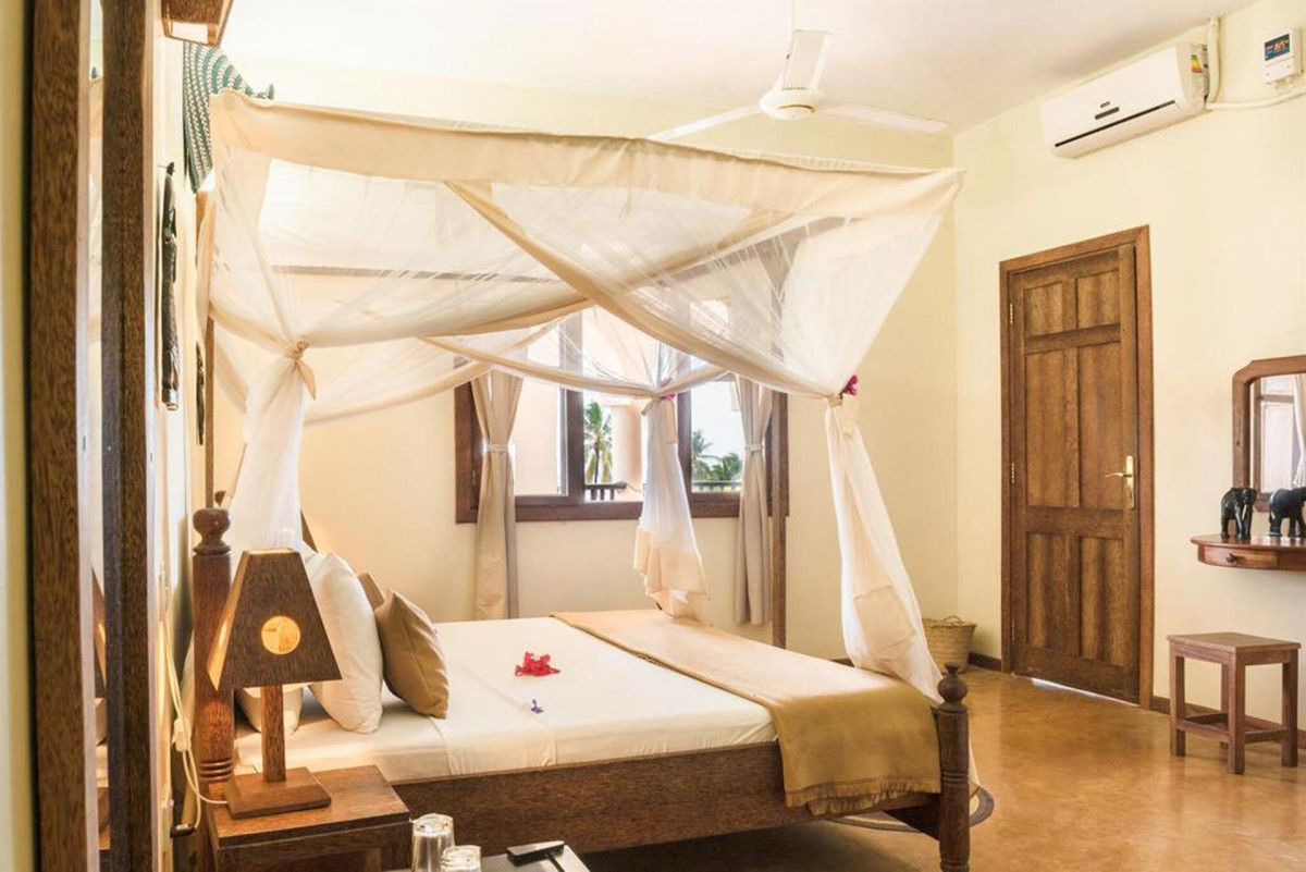 Zan View Hotel 3*
