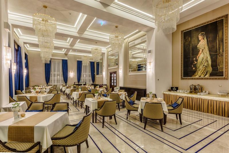 Royal Palace 5*