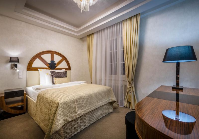 Royal Palace 5*