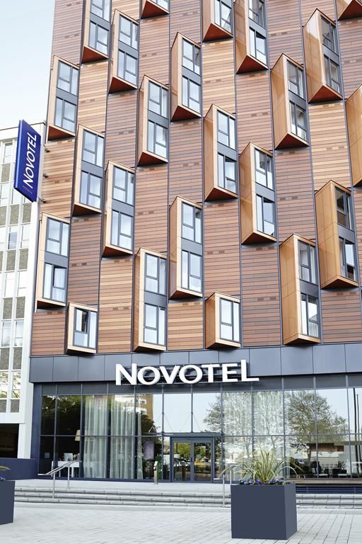 Novotel London Wembley 4*
