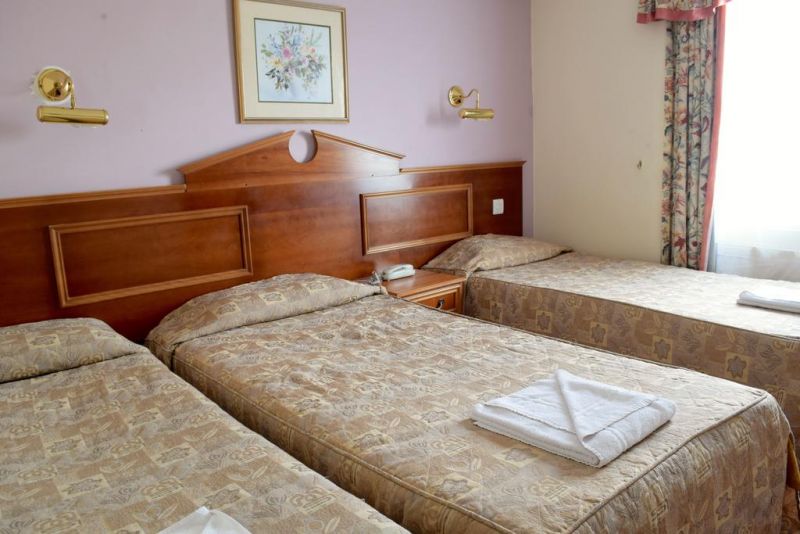 Pembridge Palace 3*