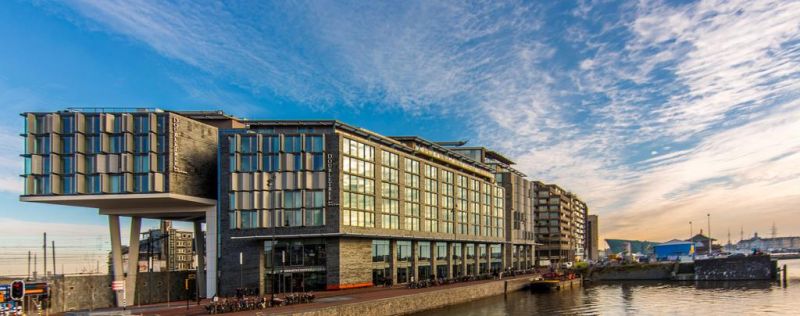 Hilton Amsterdam Central Station 4*