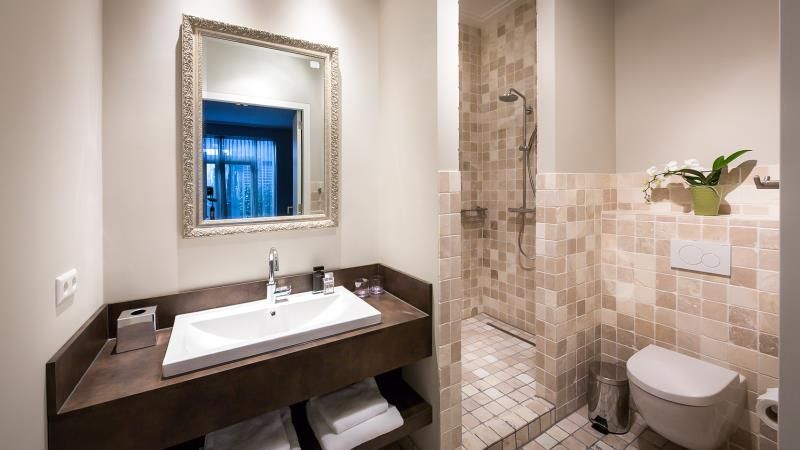 Luxury Suites Amsterdam 5*