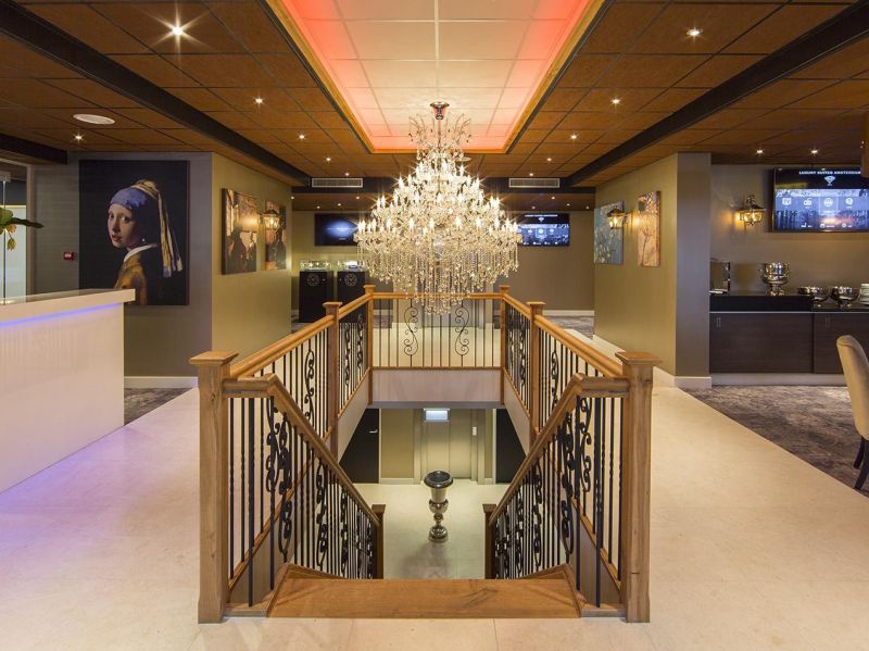 Luxury Suites Amsterdam 5*