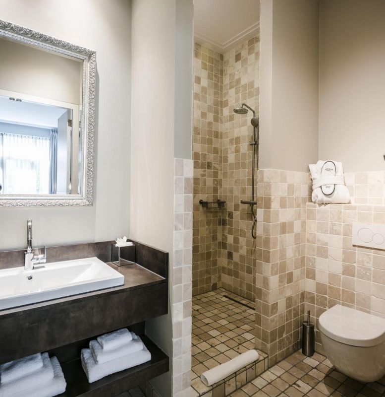 Luxury Suites Amsterdam 5*
