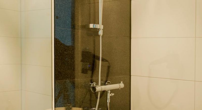 Motel One Amsterdam 3*