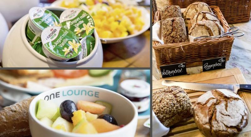 Motel One Amsterdam 3*