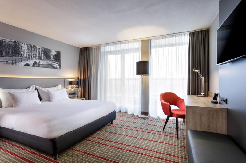 Ramada Amsterdam Airport Schiphol 4*